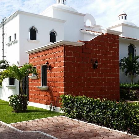 B&B Villa Hibiscus Playa del Carmen Exteriör bild