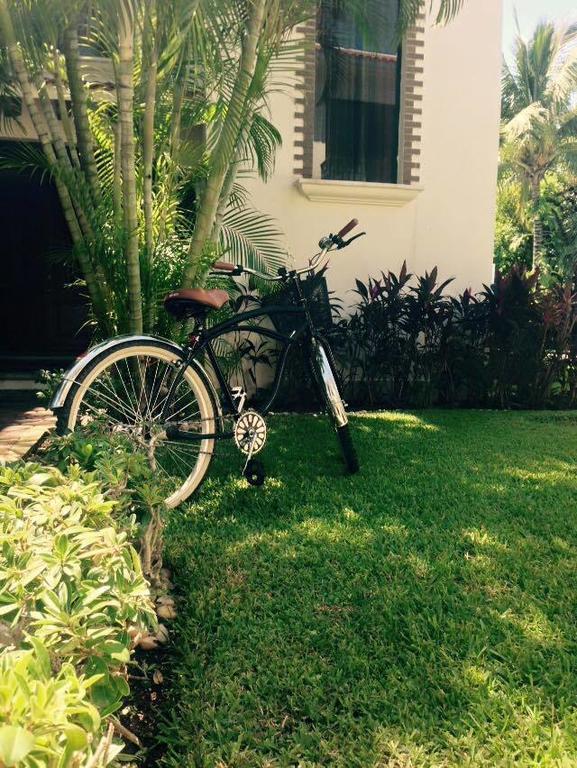 B&B Villa Hibiscus Playa del Carmen Exteriör bild